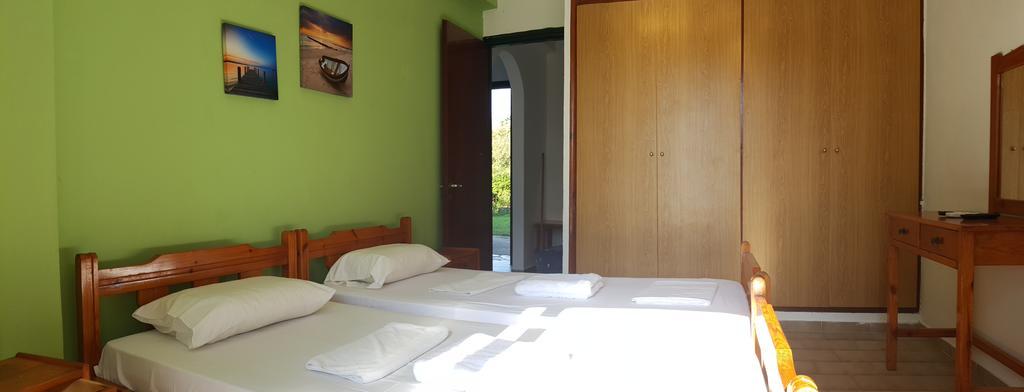 Sunny Dreams Apartments Ýpsos Extérieur photo
